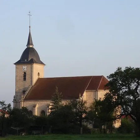 Oda ve Kahvaltı Bévau - Bio